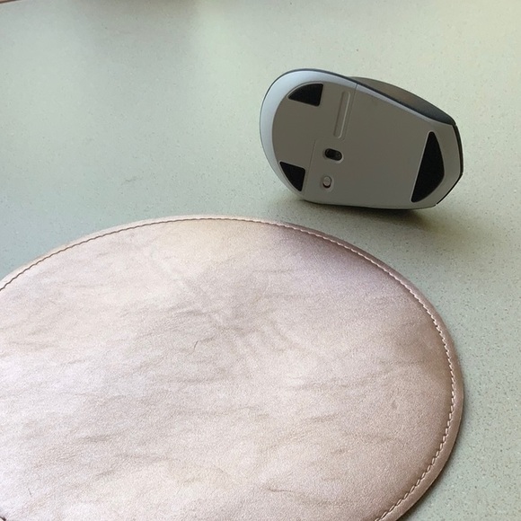 Logitech mouse - Picture 4 of 4